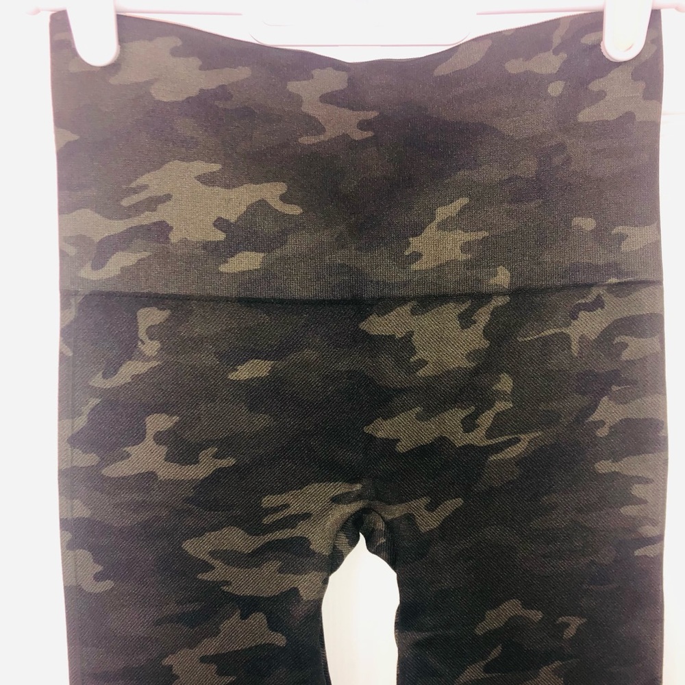 Spanx leggings (XS) - Picture 6 of 7